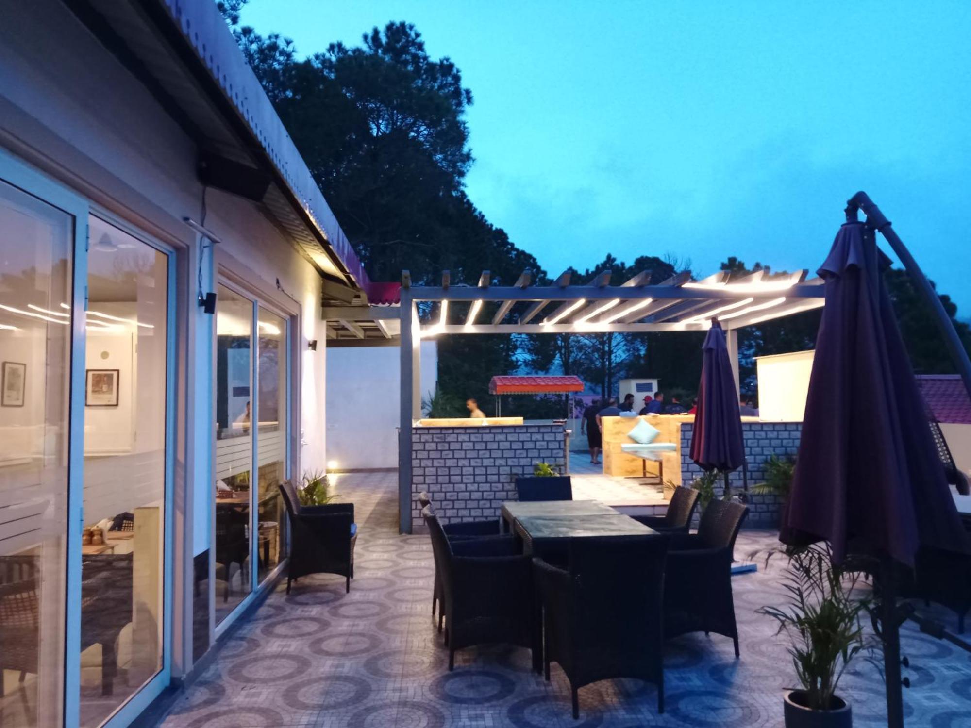 Pine Maderas By Embrace Apartment Kasauli Luaran gambar