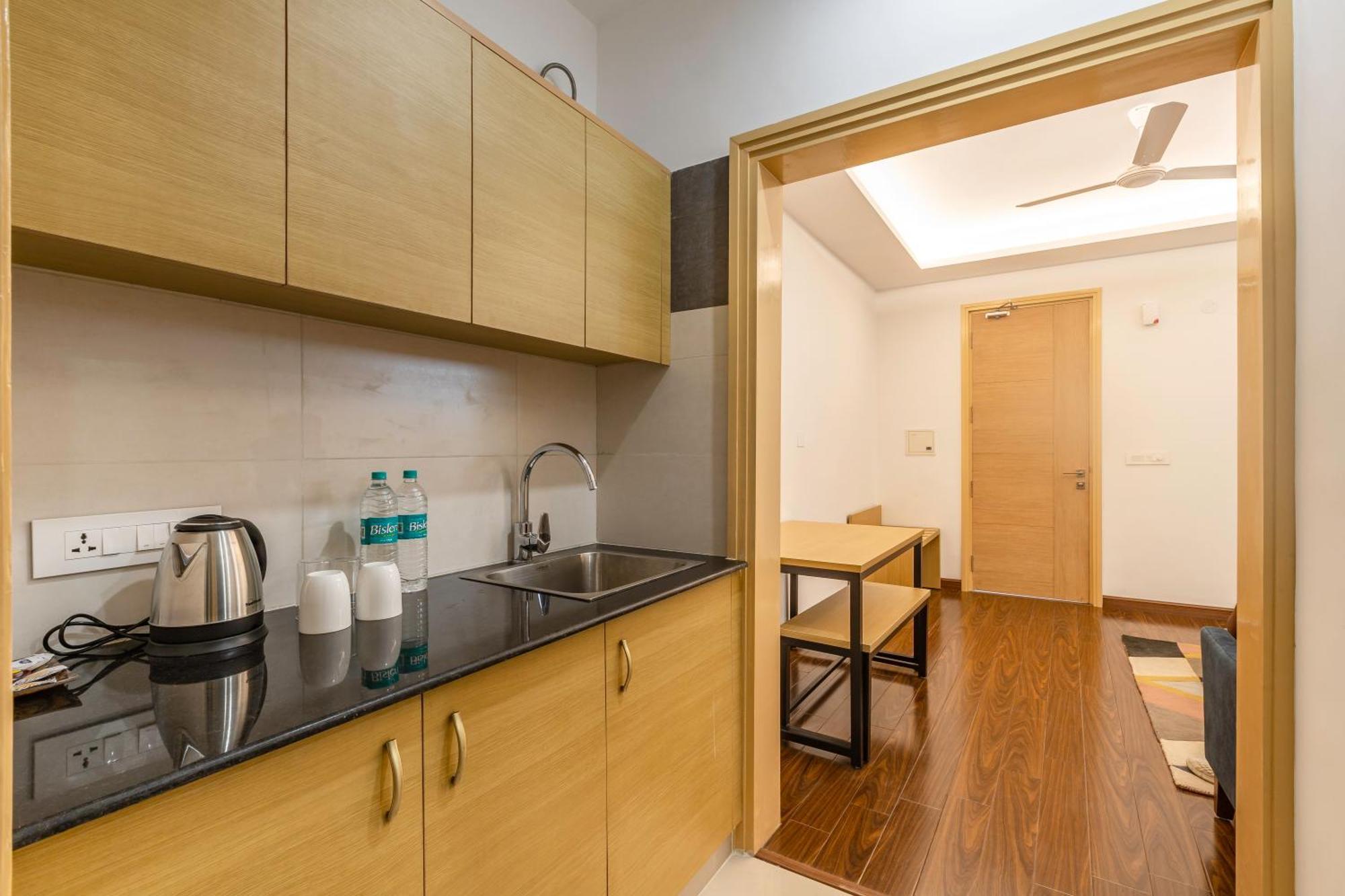 Pine Maderas By Embrace Apartment Kasauli Luaran gambar