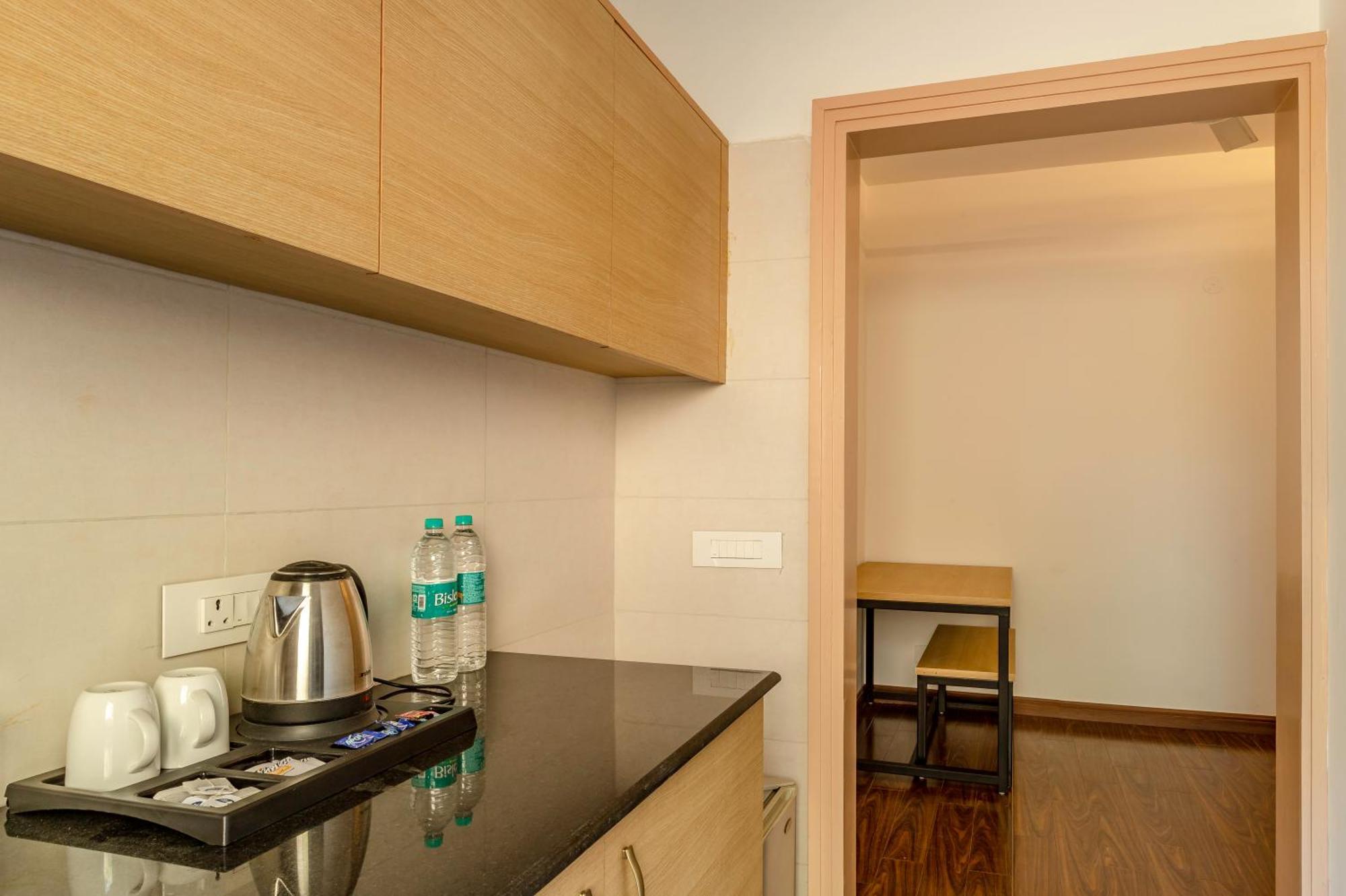 Pine Maderas By Embrace Apartment Kasauli Luaran gambar