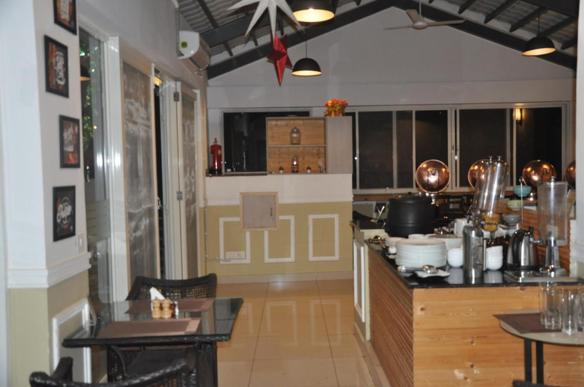 Pine Maderas By Embrace Apartment Kasauli Luaran gambar